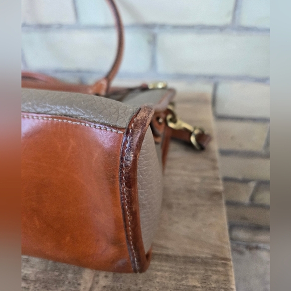 Dooney & Bourke Handbag - Picture 13 of 16